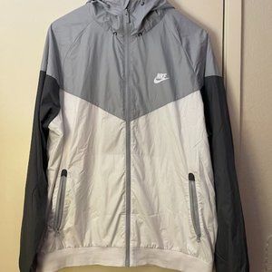 Nike Windbreaker Windrunner Size Men's Large Light Grey/White/Dark Grey